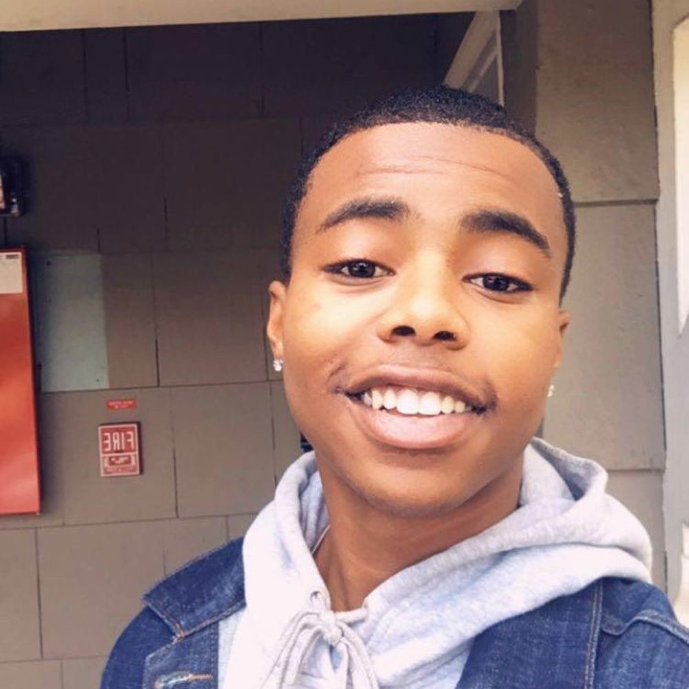 Meet your Posher, Brandon